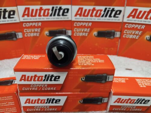 Four Spark Plugs Autolite 3076 7/8" thread Ford Model A and Most Vintage Tractor