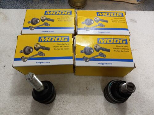 Moog Upper Lower Ball Joint Set Ford F250 F350 F450 F550Super Duty 4x4 1999-2004