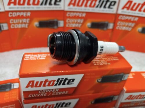 Four Spark Plugs Autolite 3076 7/8" thread Ford Model A and Most Vintage Tractor